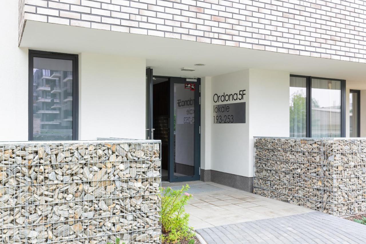 Apartments Business Center Wola Ordona By Renters 바르샤바 외부 사진