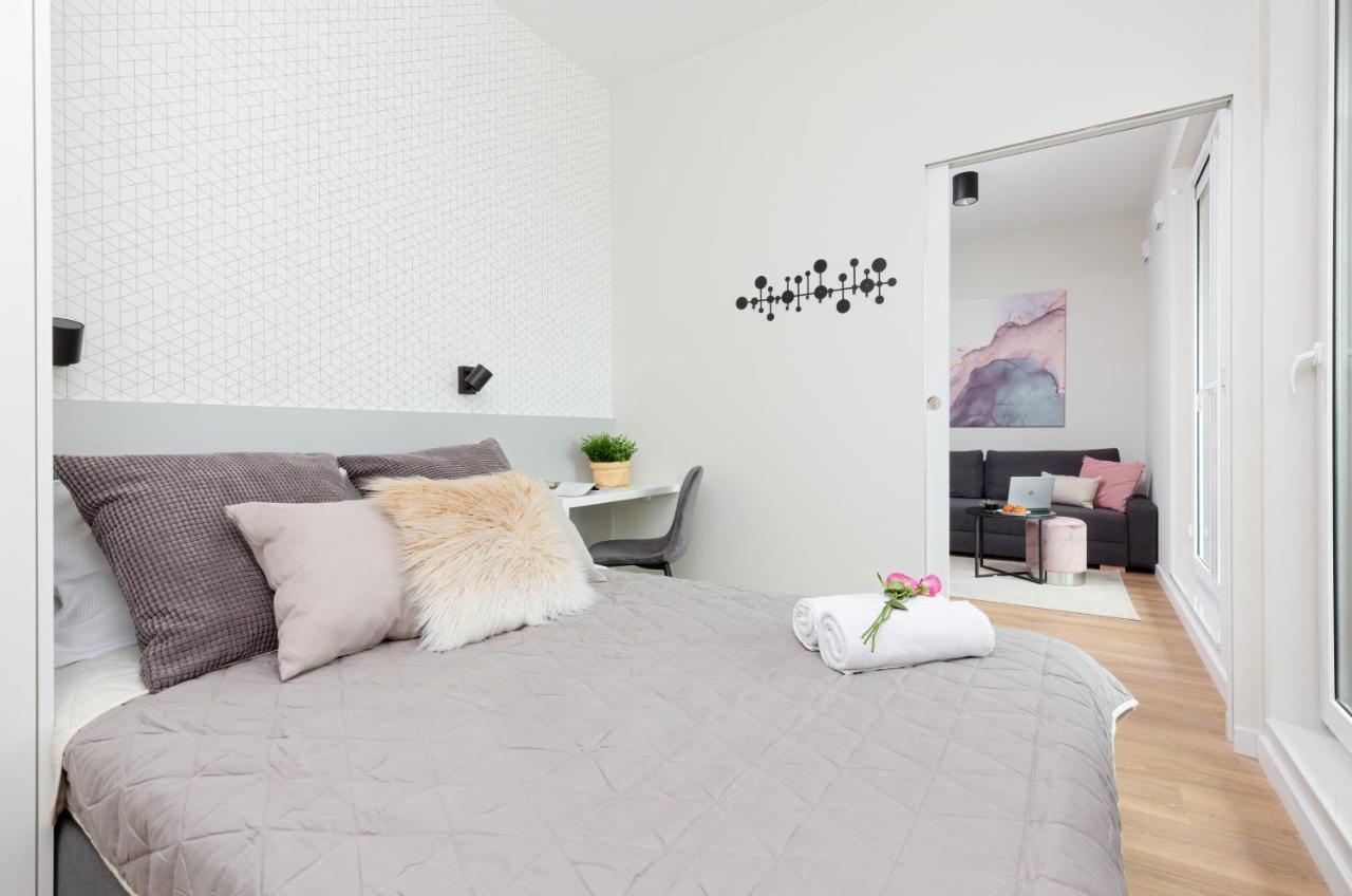 Apartments Business Center Wola Ordona By Renters 바르샤바 외부 사진